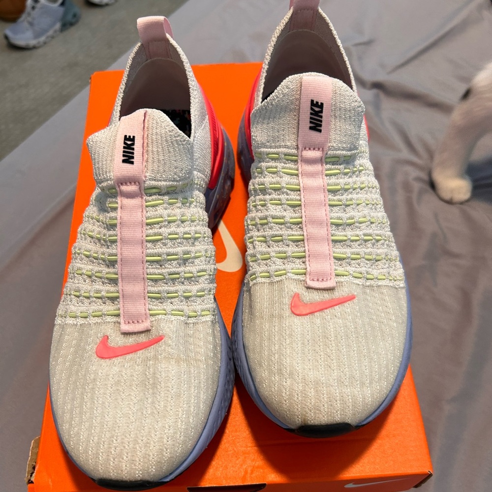 Nike React Phantom Run FK 2 barely worn
